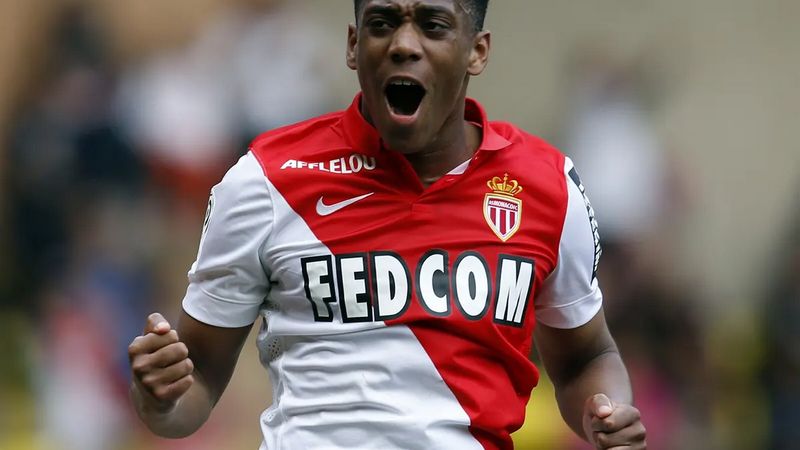 Mùa giải 2013/14 thành công giúp Monaco kết thúc với vị trí á quân, và trong mùa giải 2014/15, Anthony Martial đã thi đấu ở Champions League, nơi đội bóng lọt vào tứ kết trước khi thua Juventus. Mùa giải 2013/14 thành công giúp Monaco kết thúc với vị trí á quân, và trong mùa giải 2014/15, Anthony Martial đã thi đấu ở Champions League, nơi đội bóng lọt vào tứ kết trước khi thua Juventus.