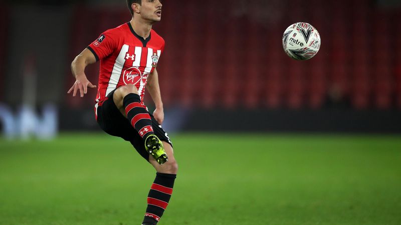 Sự nghiệp thi đấu cấp CLB của Cédric Soares Sự nghiệp thi đấu cấp CLB của Cédric Soares